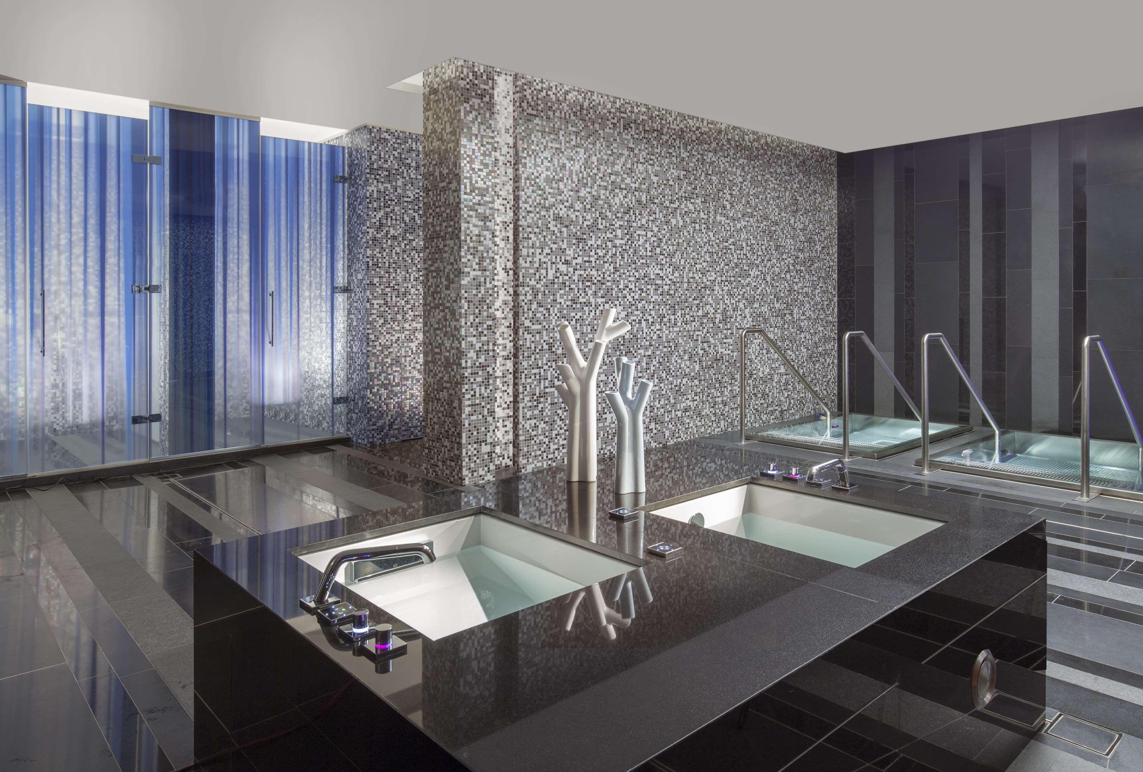 Hotel Royal Savoy &
