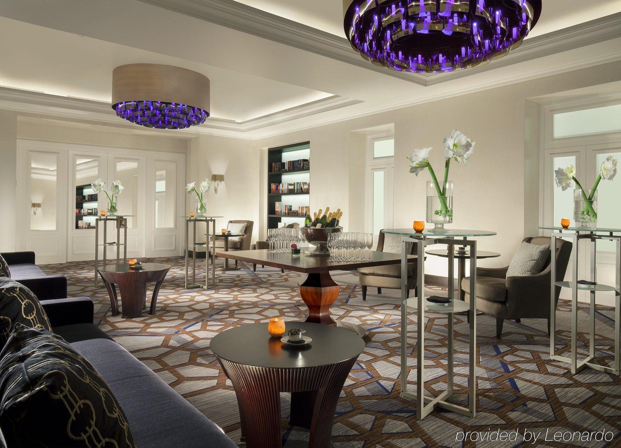 Royal Savoy & 5*