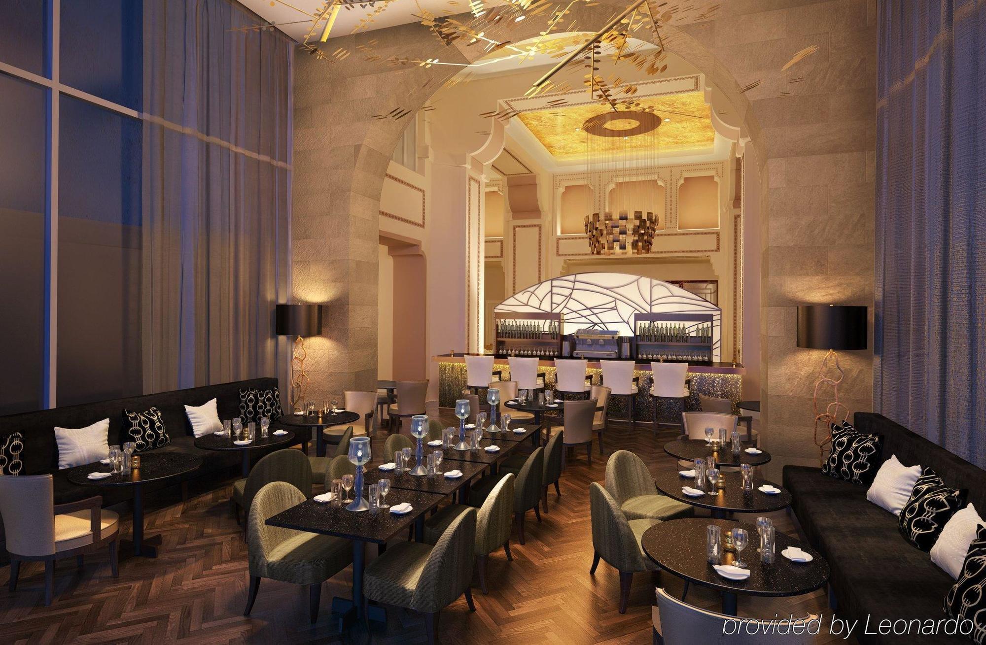 Royal Savoy &